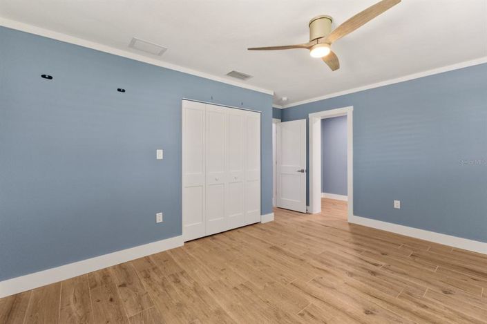 Image No.37-4 Bed Property for sale