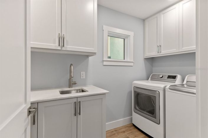 Image No.45-4 Bed Property for sale