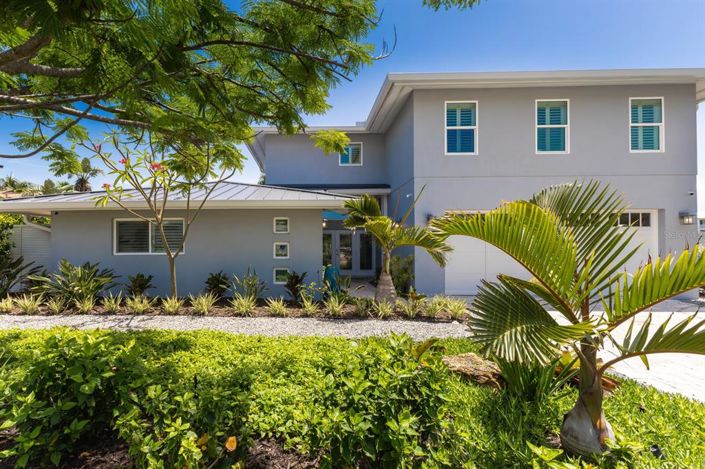 Image No.6-4 Bed Property for sale