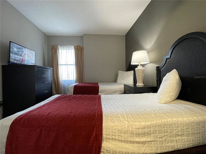 Image No.11-2 Bed Property for sale