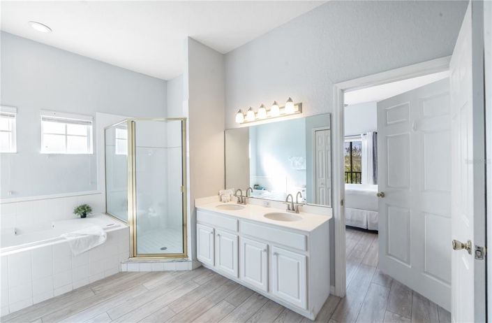 Image No.12-3 Bed Property for sale