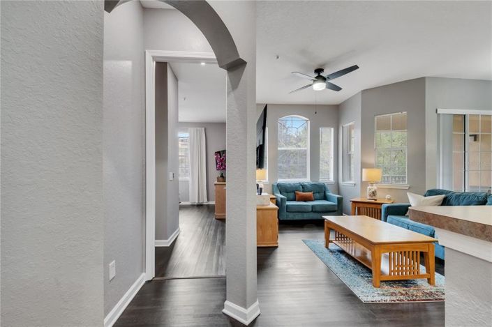 Image No.12-4 Bed Property for sale