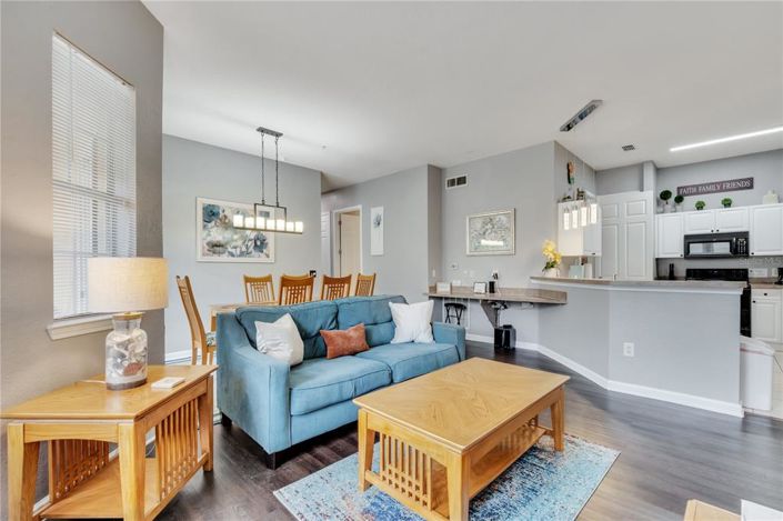 Image No.20-4 Bed Property for sale