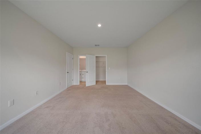 Image No.14-4 Bed Property for sale