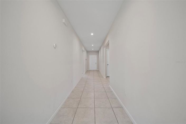 Image No.25-4 Bed Property for sale