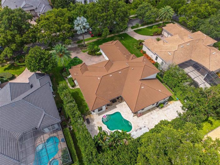 Image No.66-5 Bed Property for sale