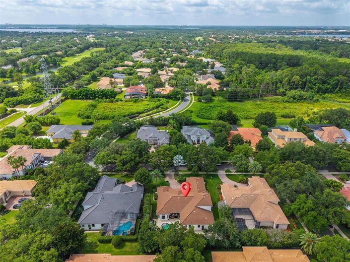 Image No.67-5 Bed Property for sale