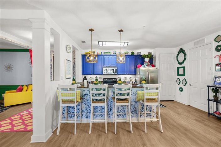 Image No.11-2 Bed Property for sale