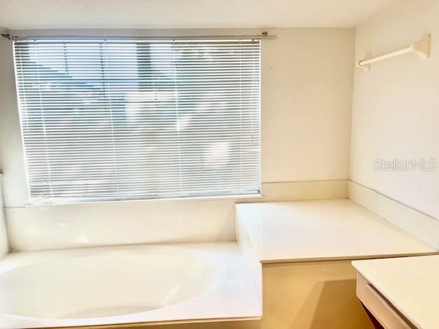 Image No.7-Propriété de 4 chambres à vendre à Orlando