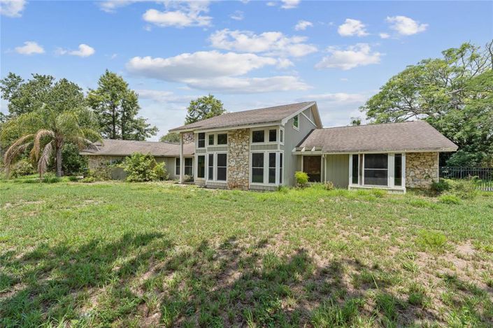 Image No.2-4 Bed Property for sale