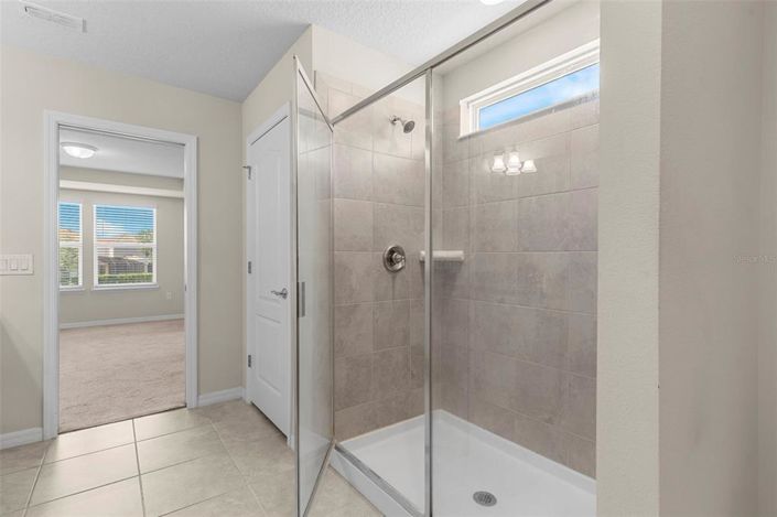 Image No.17-5 Bed Property for sale