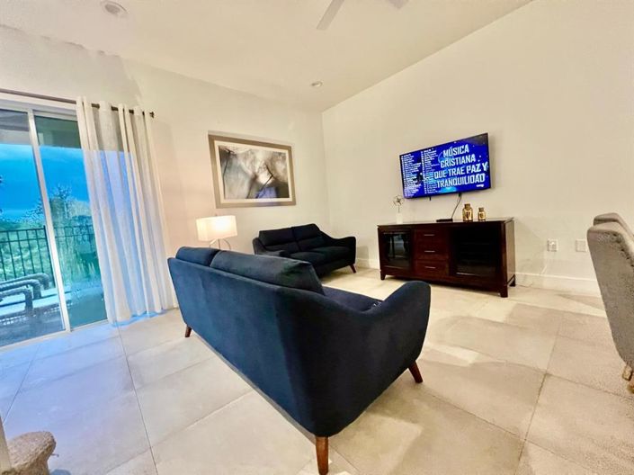 Image No.9-3 Bed Property for sale