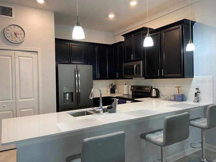 Image No.11-2 Bed Property for sale