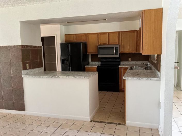 Image No.5-Propriété de 5 chambres à vendre à Kissimmee