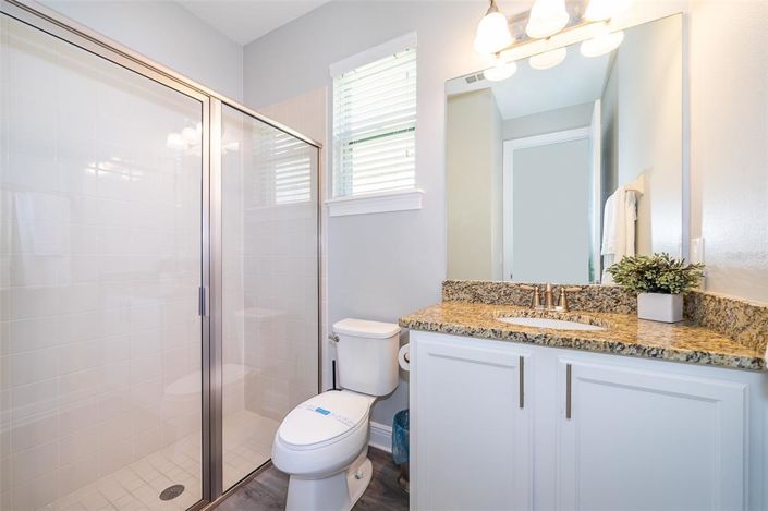 Image No.16-6 Bed Property for sale