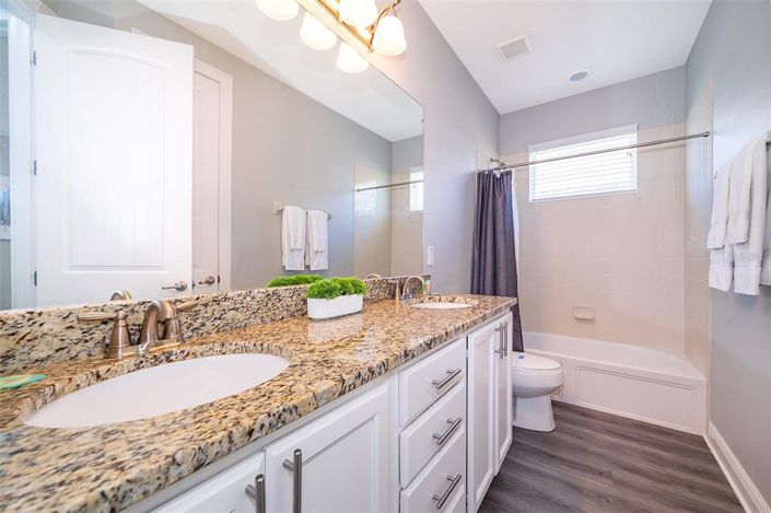 Image No.25-6 Bed Property for sale