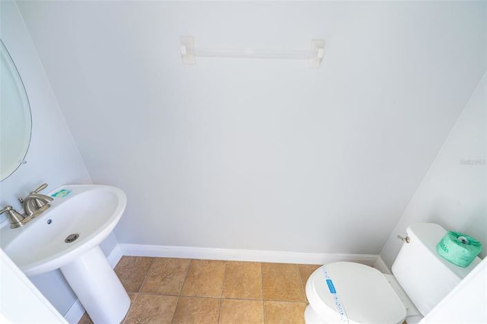 Image No.32-6 Bed Property for sale