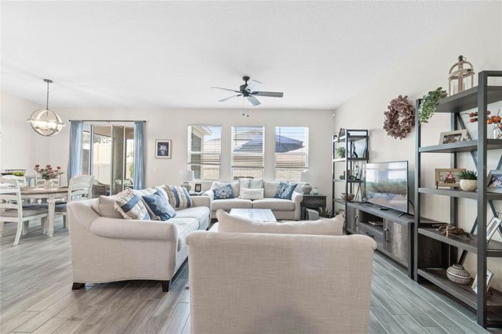 Image No.22-4 Bed Property for sale