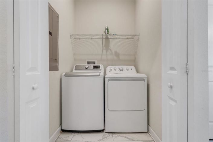 Image No.26-5 Bed Townhouse for sale