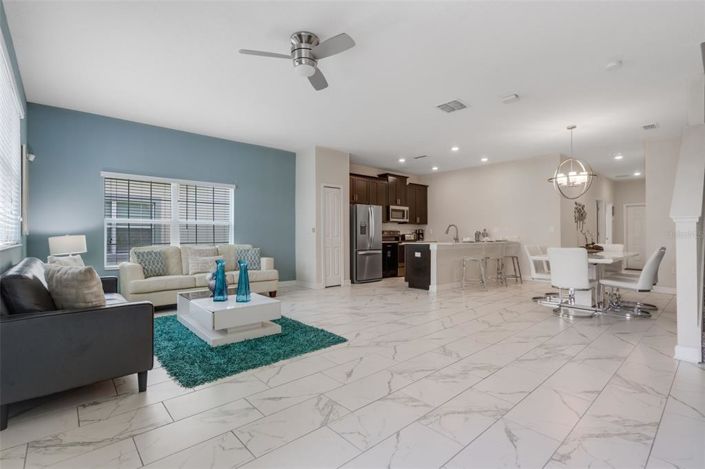 Image No.6-5 Bed Townhouse for sale