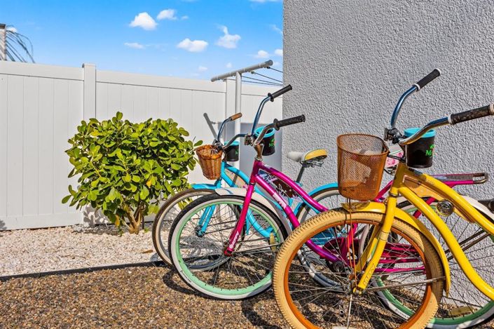 Image No.51-6 Bed Property for sale