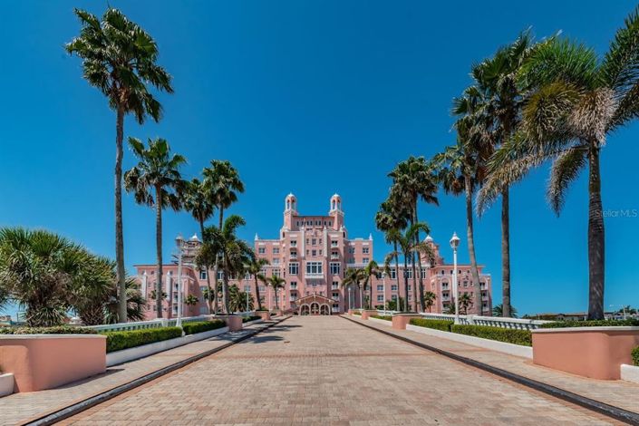 Image No.57-6 Bed Property for sale