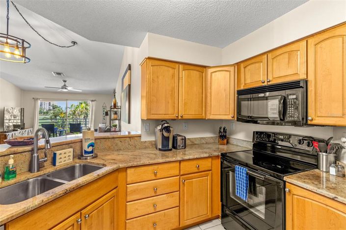 Image No.18-2 Bed Property for sale