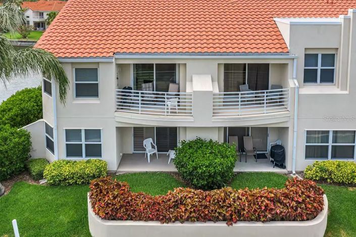 Image No.4-2 Bed Property for sale