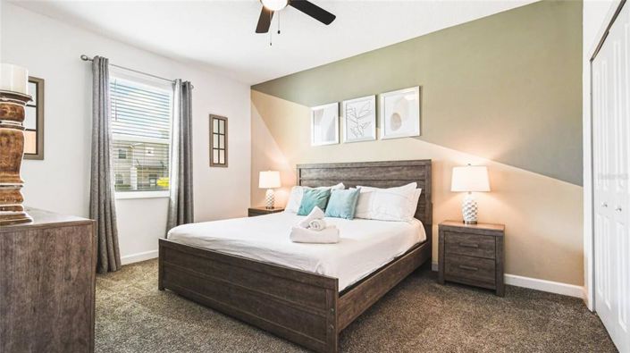 Image No.18-6 Bed Property for sale