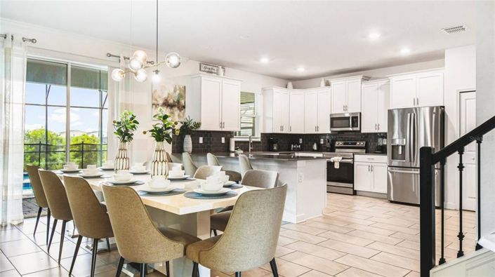 Image No.4-6 Bed Property for sale