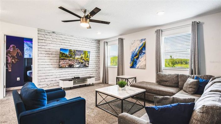 Image No.9-6 Bed Property for sale