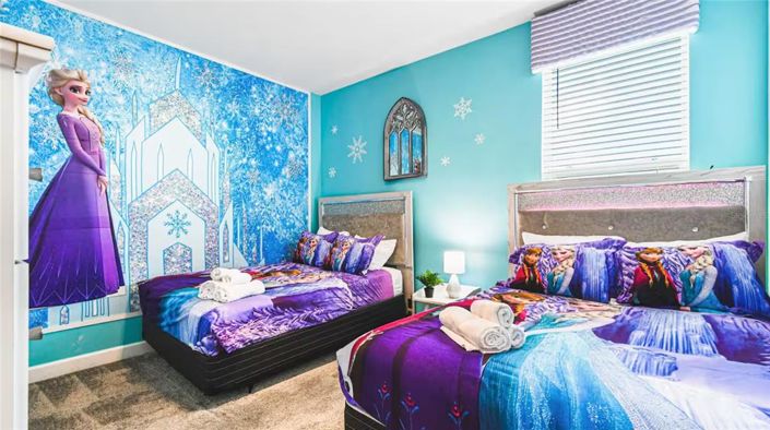 Image No.14-6 Bed Property for sale