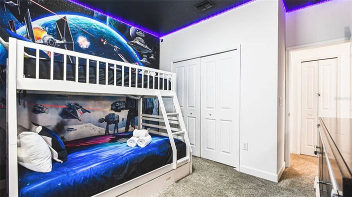 Image No.16-6 Bed Property for sale