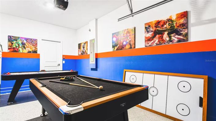 Image No.19-6 Bed Property for sale