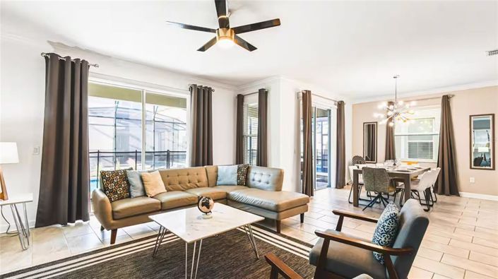 Image No.6-6 Bed Property for sale