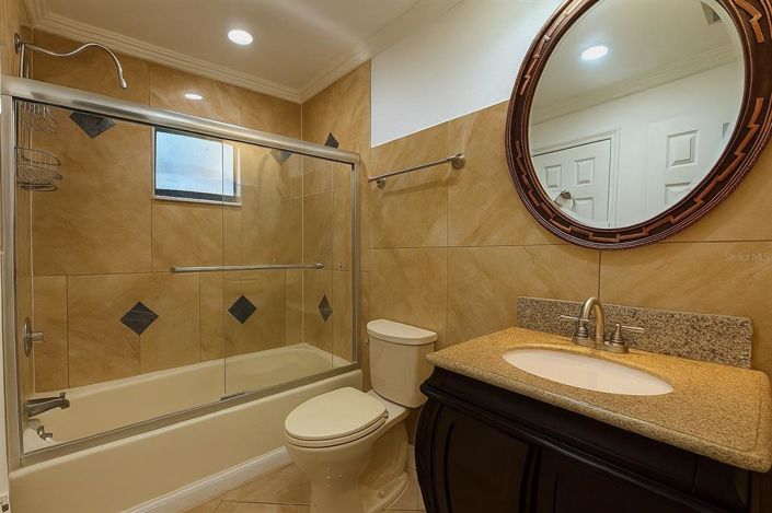 Image No.11-4 Bed Property for sale