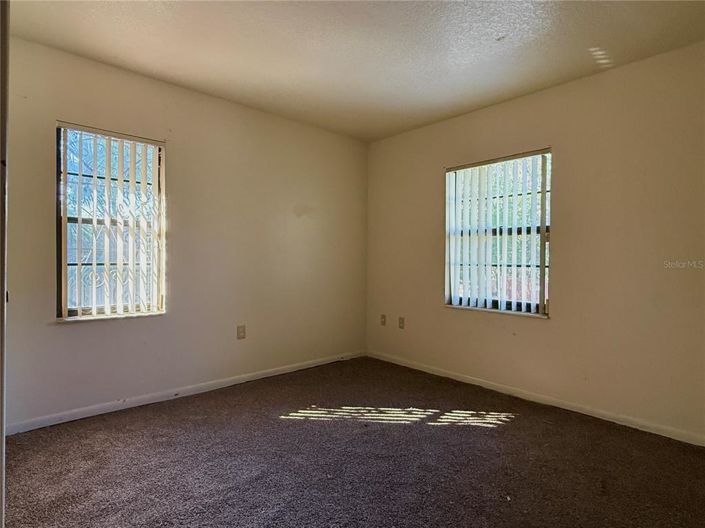 Image No.15-4 Bed Property for sale