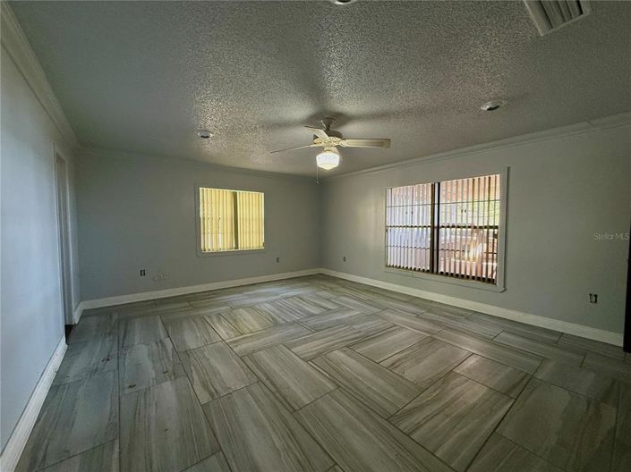 Image No.16-4 Bed Property for sale