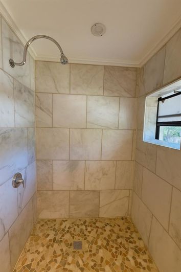 Image No.20-4 Bed Property for sale