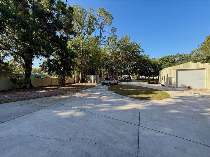 Image No.28-4 Bed Property for sale