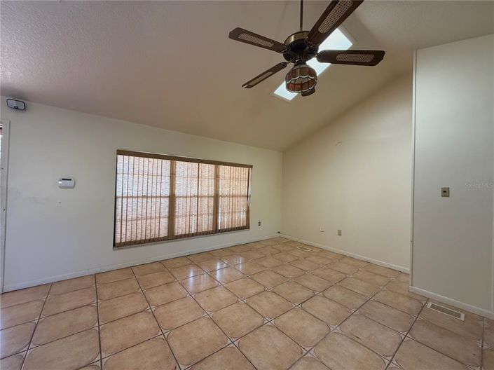 Image No.7-4 Bed Property for sale