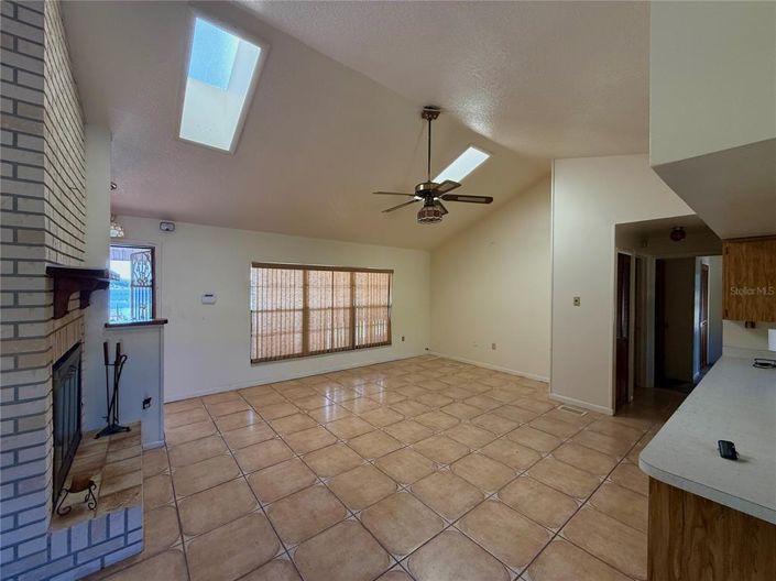 Image No.8-4 Bed Property for sale