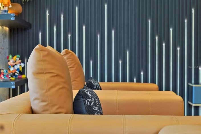 Image No.10-12 Bed Property for sale