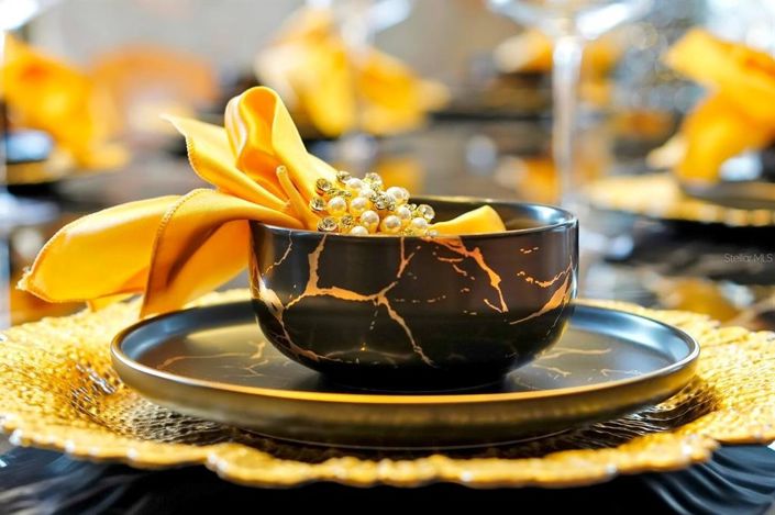 Image No.24-12 Bed Property for sale