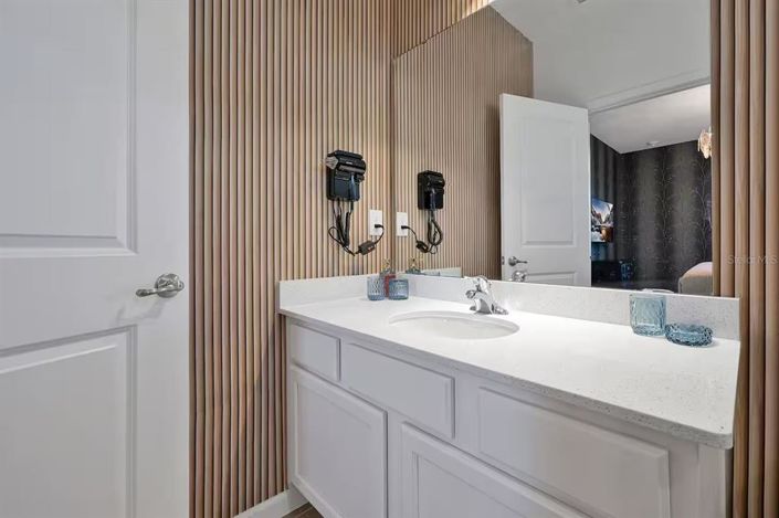 Image No.42-12 Bed Property for sale