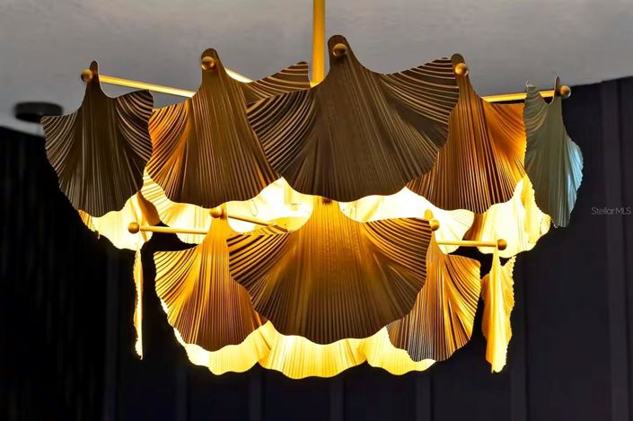 Image No.47-12 Bed Property for sale