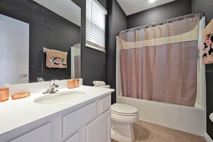 Image No.59-12 Bed Property for sale