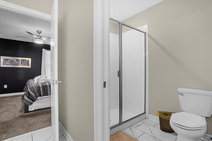 Image No.26-8 Bed Property for sale