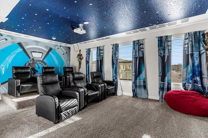 Image No.32-8 Bed Property for sale