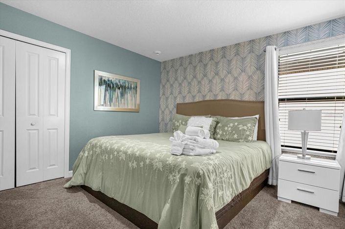 Image No.38-8 Bed Property for sale